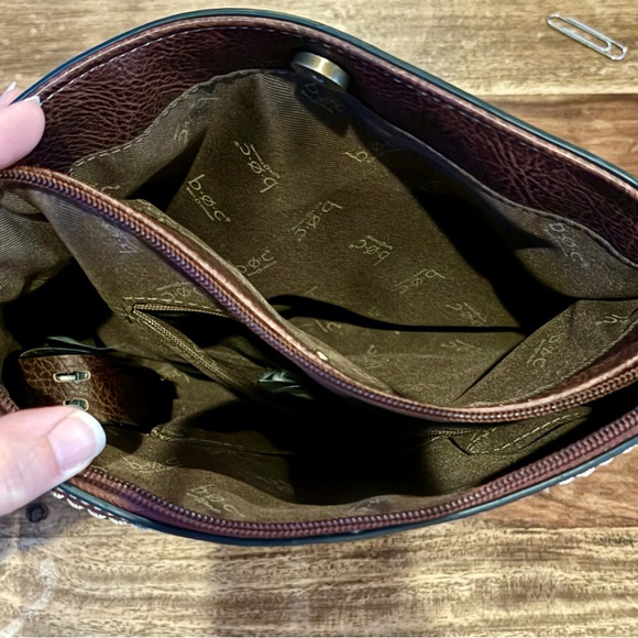 BOC Taupe Purse with Convertible Strap and Cell Phone Power Bank, Like New!! - Picture 9 of 13